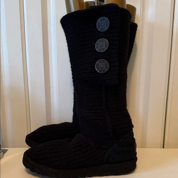 UGG - Classic Candy II Black Knit Button Boots (sz 8) - Picture 3 of 6